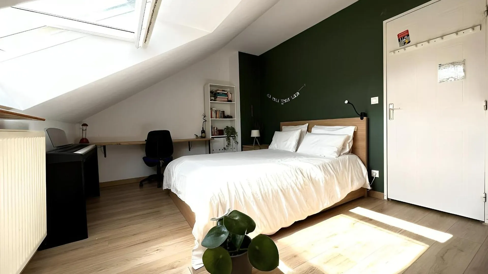 Chambre A 2 Min De La Gare Massy-Palaiseau Massy  Homestay Massy (Essonne)